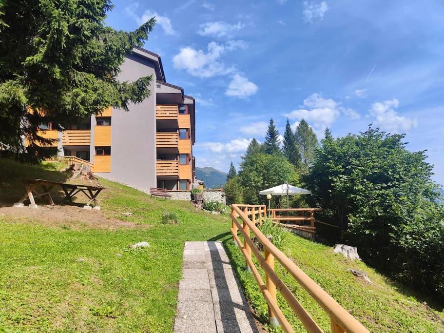 Appartamento Sulle Piste Folgarida Ngoại thất bức ảnh